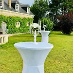 Le Chateau De Leugny 4*