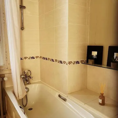 Bed & Breakfast Le Chateau De Leugny Oiron