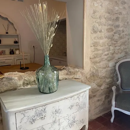 Le Chateau De Leugny 4*