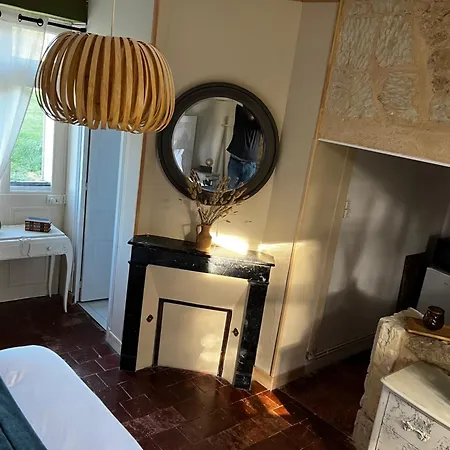 Bed & Breakfast Le Chateau De Leugny