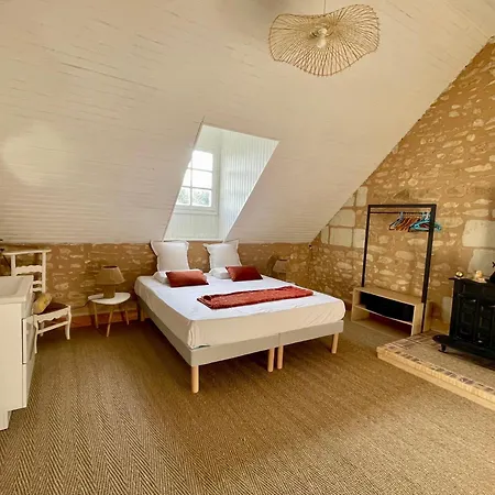 Le Chateau De Leugny 4*